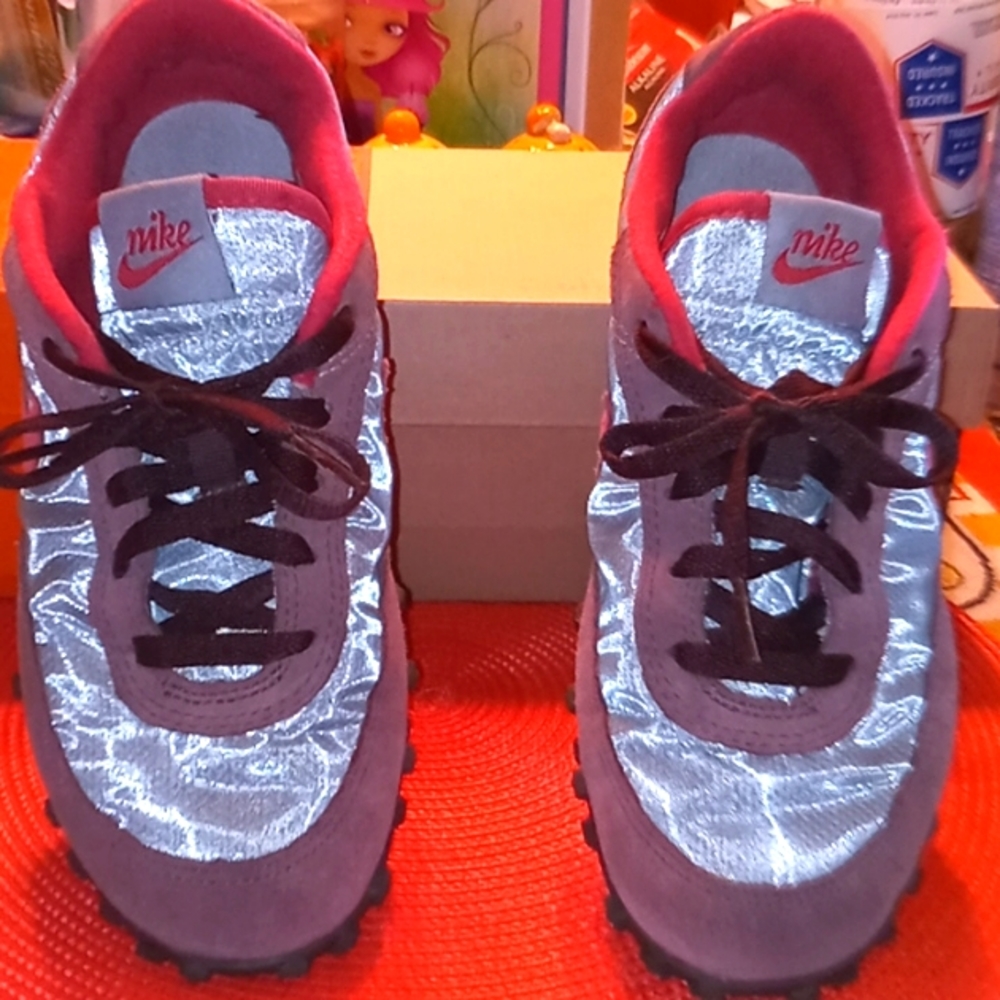 Nike Lady's Purple/Pink/Silver Waffle Racer Like New Shoes